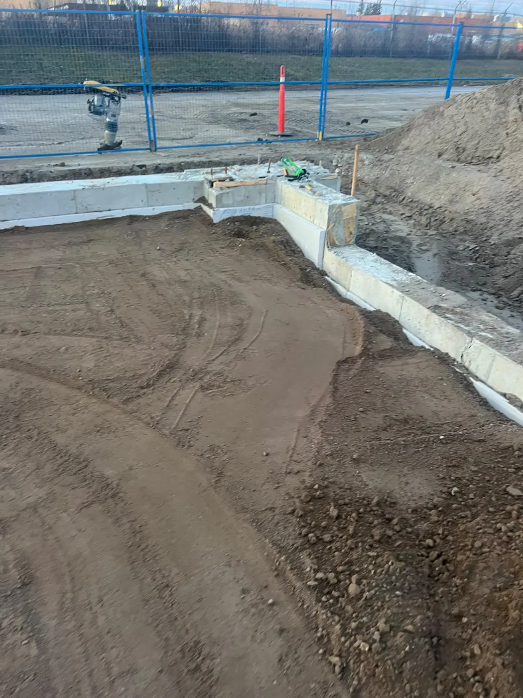 Retaining wall construction in the GTA